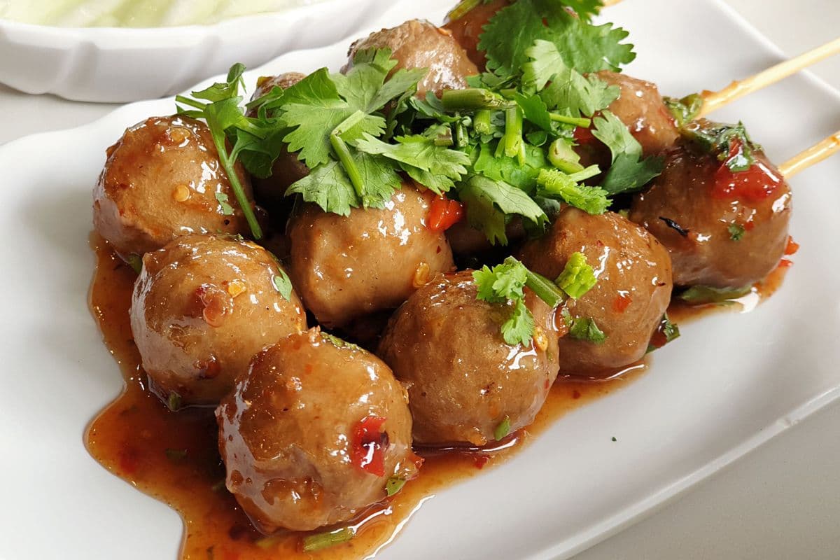 T5. Pork or Beef Meatball Served with Thai Spicy Sauce