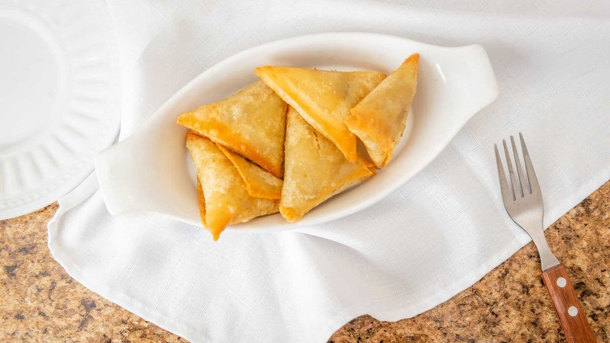 Veggie Samosa (6 pcs)