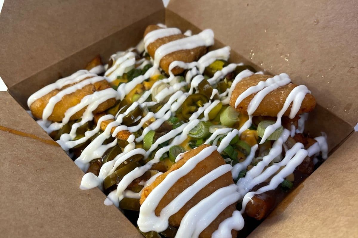 Craves Poutine
