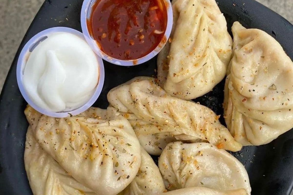 Paneer steamed momos
