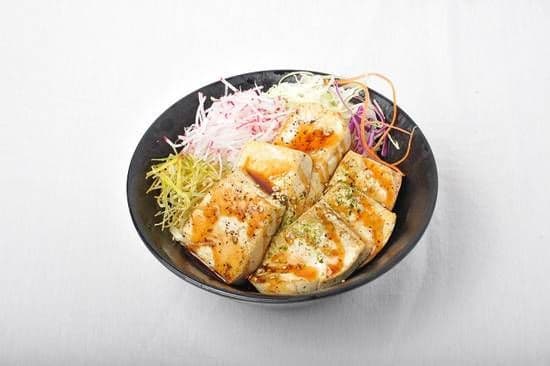 D18. Tofu Teriyaki Don  / 日式铁板烧豆腐饭