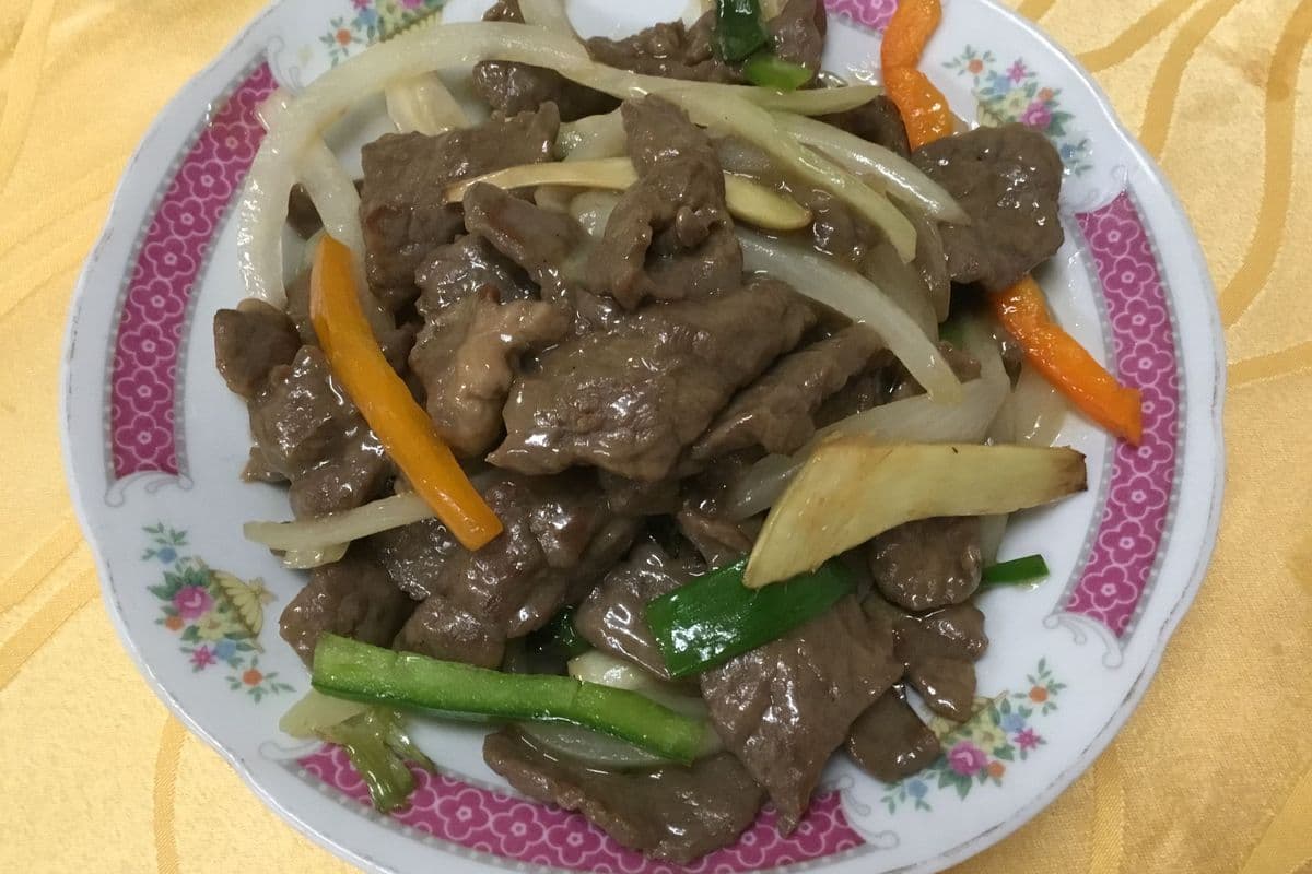 Beef with Ginger and Green Onion