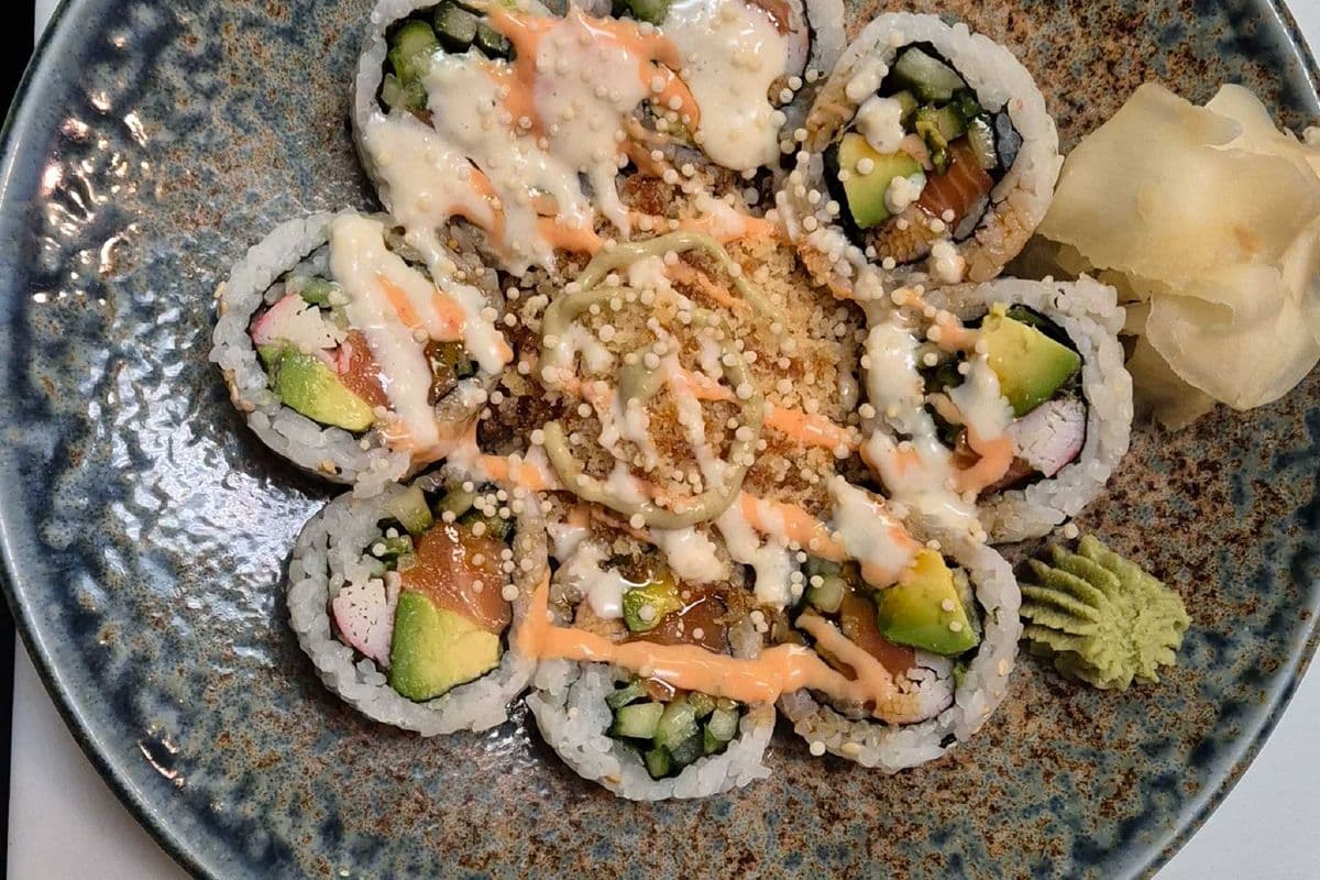 Niagara Falls Roll (8pcs)