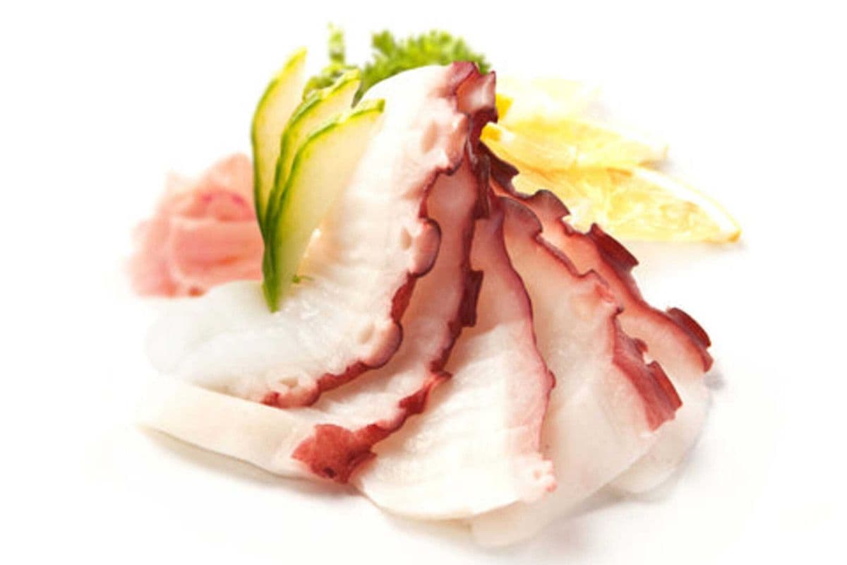 Tako (Octopus) (3 Pieces)