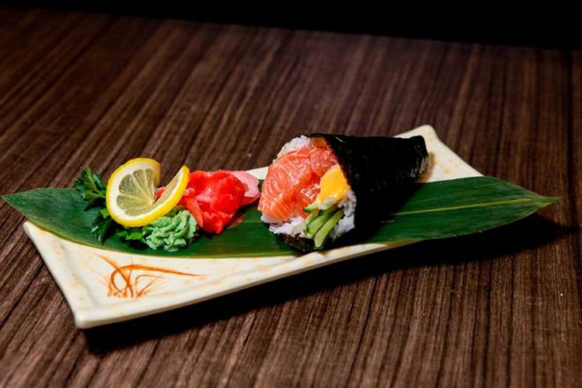 Spicy Salmon Hand Roll