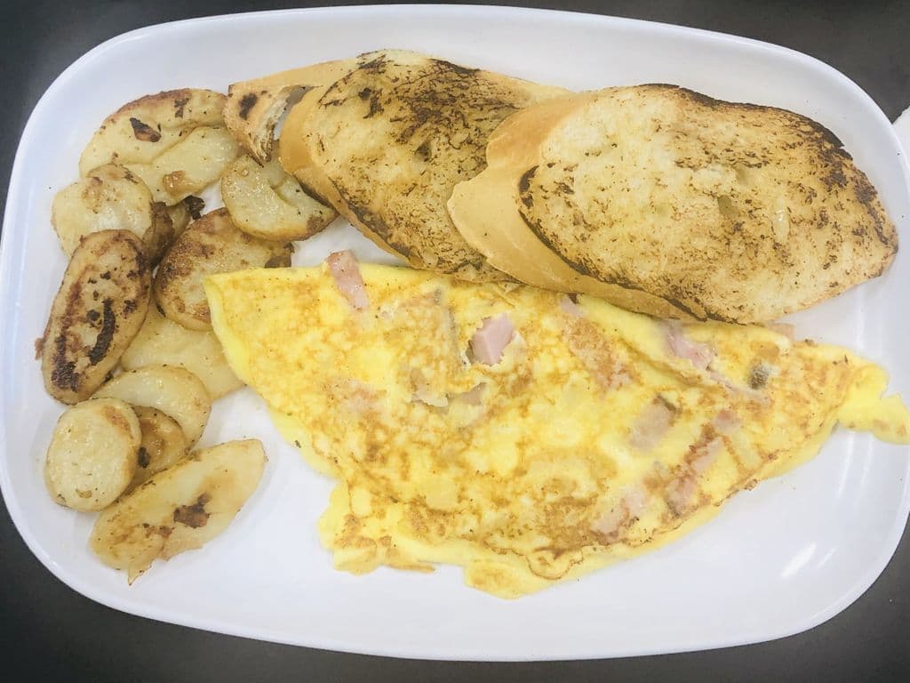 Omelette avec jambon fumé à l'érable / Omelette with Maple Smoked Ham