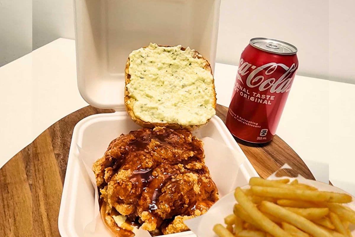 CHICKEN SANDWICH