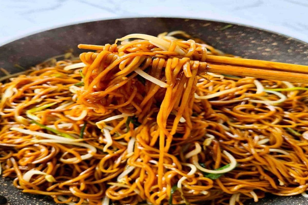 108. Plain Cantonese Chow Mein