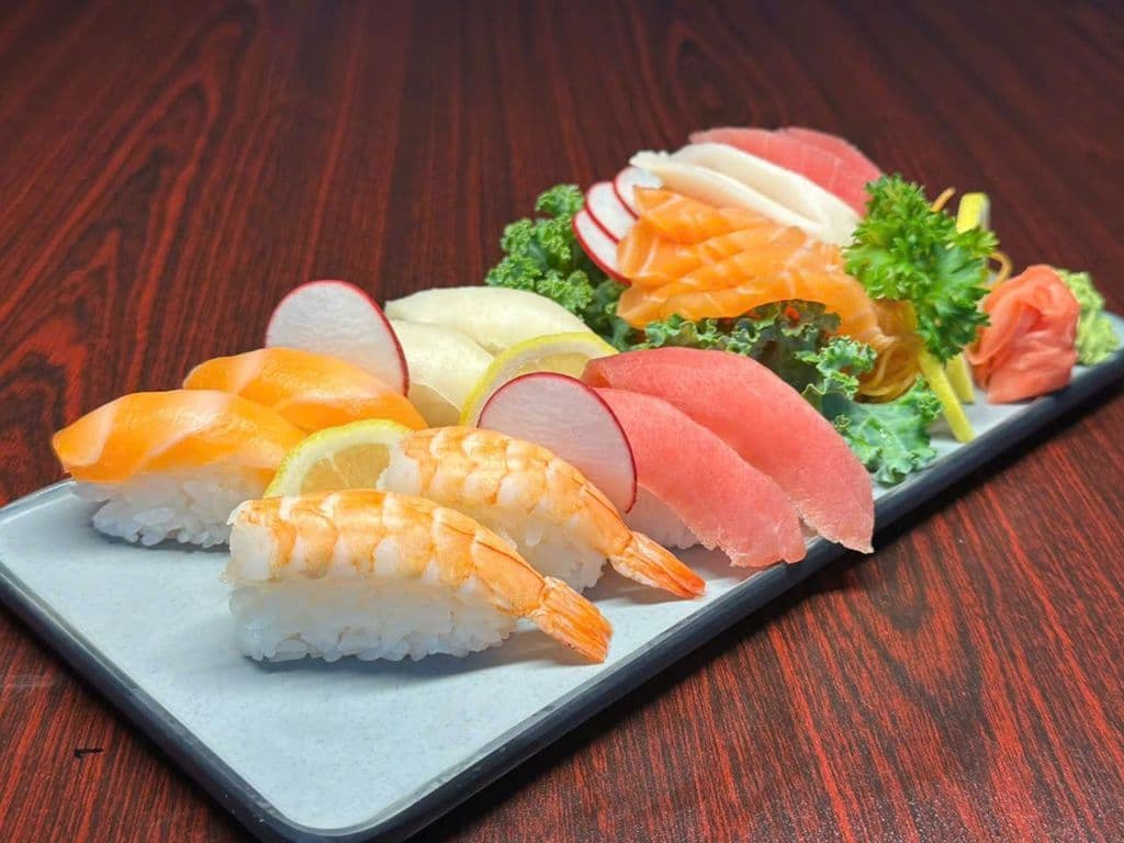 Sushi and Sashimi Appetizer 16pcs