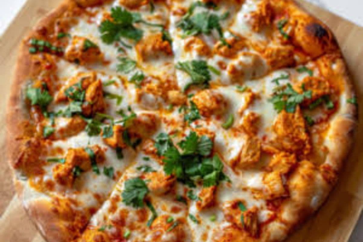 Butter Chicken Pizza