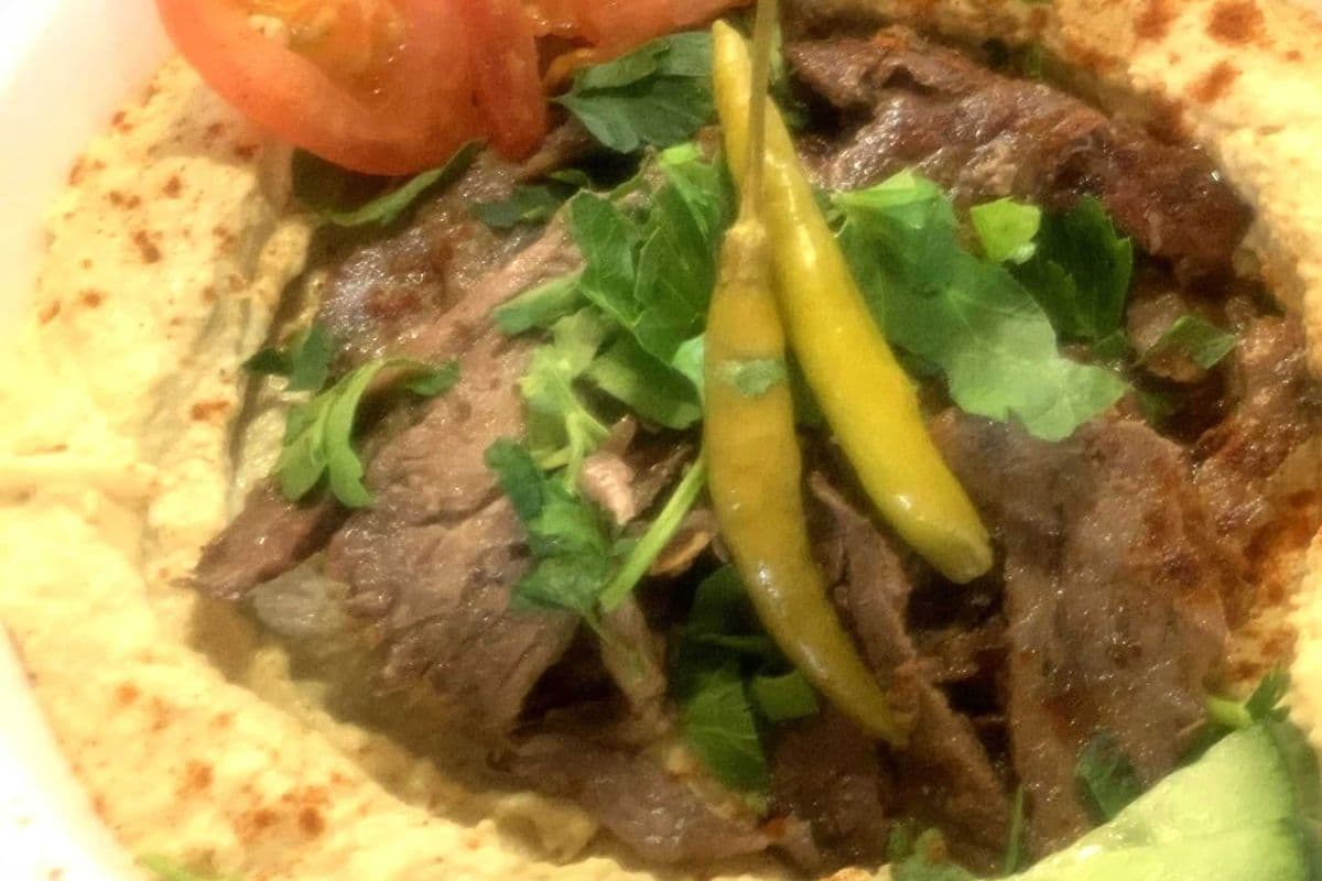 Beef And Hummus with Lavash Bread