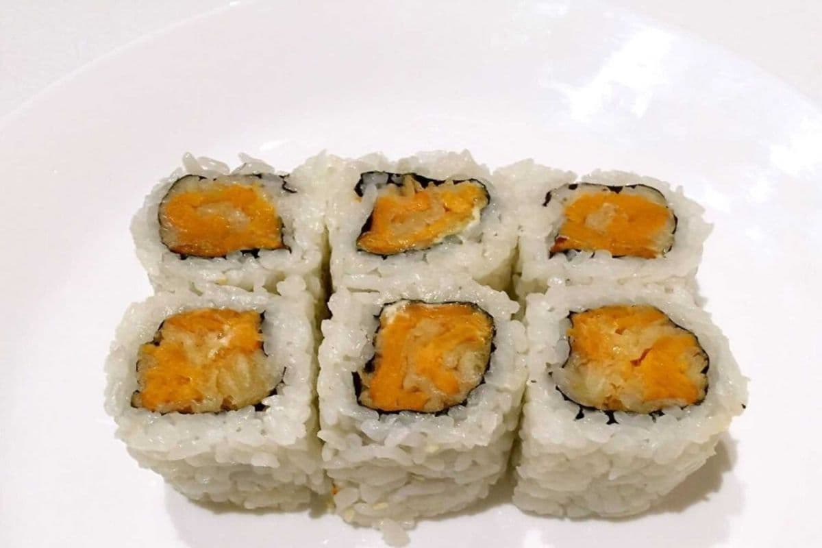 C32. Sweet Potato Roll (6 pcs)