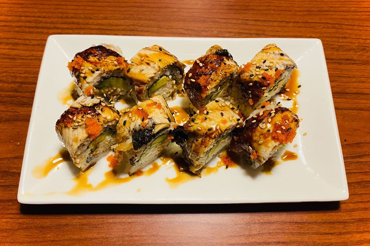 Caterpillar Roll (8 pcs)