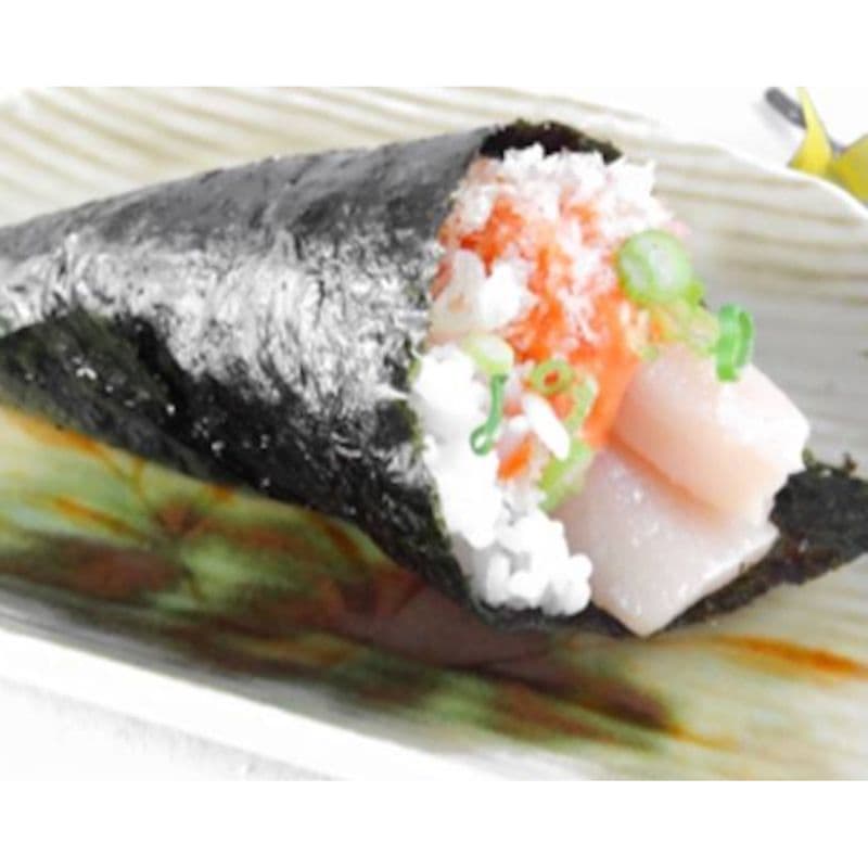 Spicy Tuna Hand Roll (1 pc)