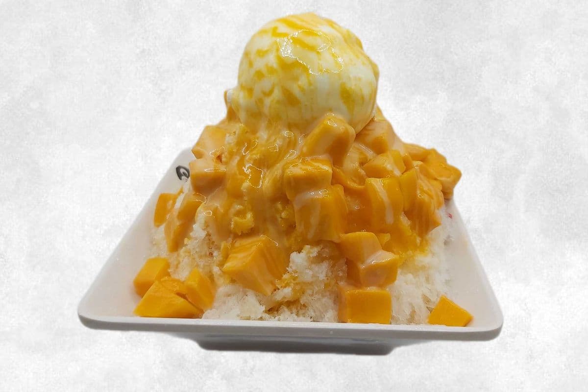 Fresh Mango Ice Cream Shaved Ice 鲜芒果冰淇淋刨冰