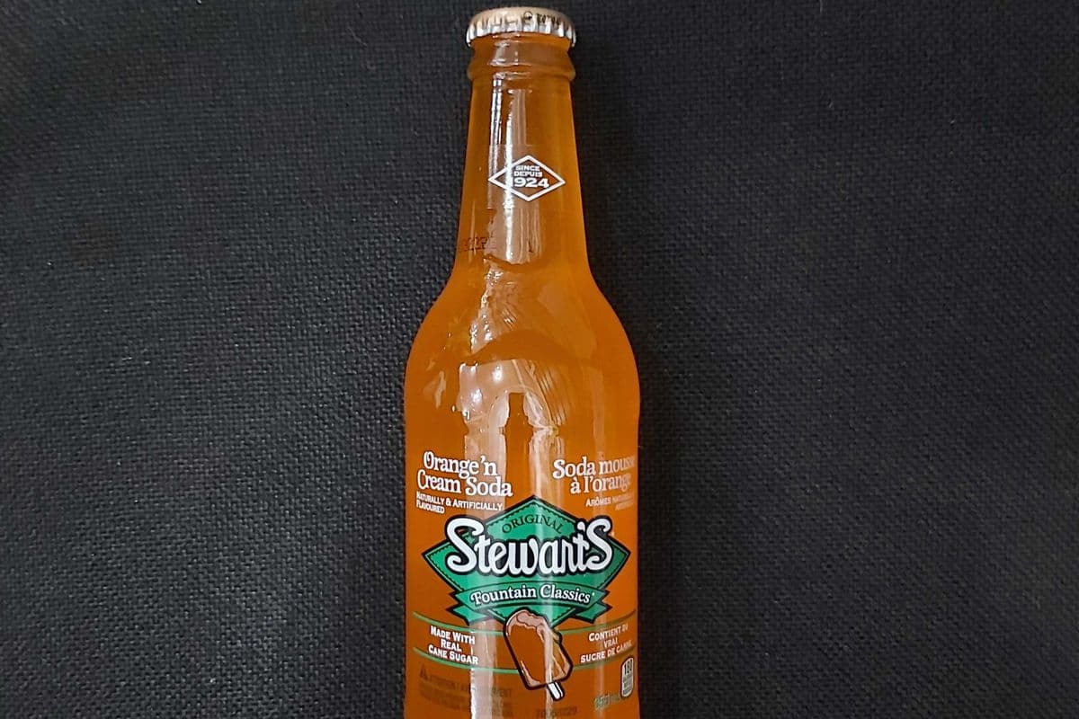 <Boissons> Stewarts Soda mousse à l'orange / Orange'n Cream soda 355ml