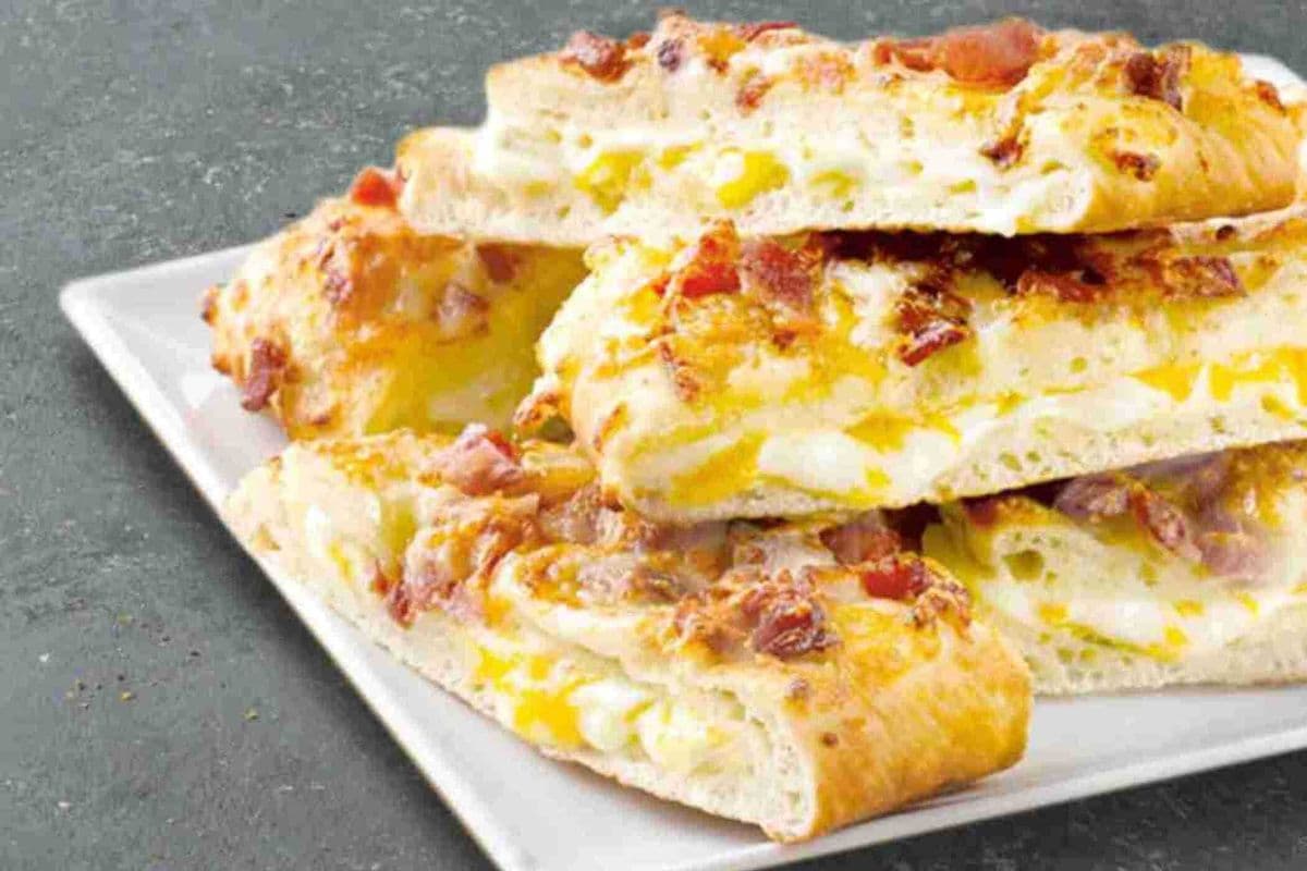 Bacon Cheddar Stuffed Cheesy Bread (7-8 Sticks)