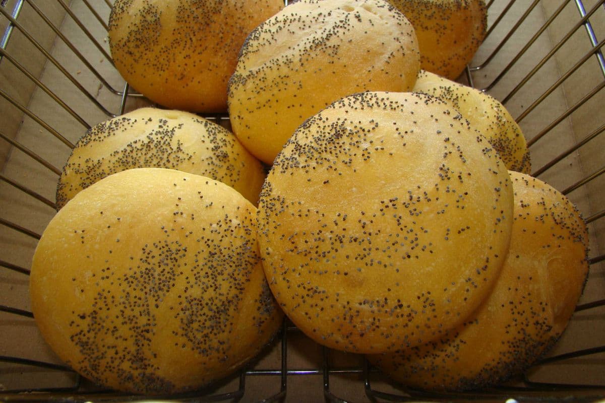 Rouleau kaiser aux pavot / Poppy Kaiser Roll