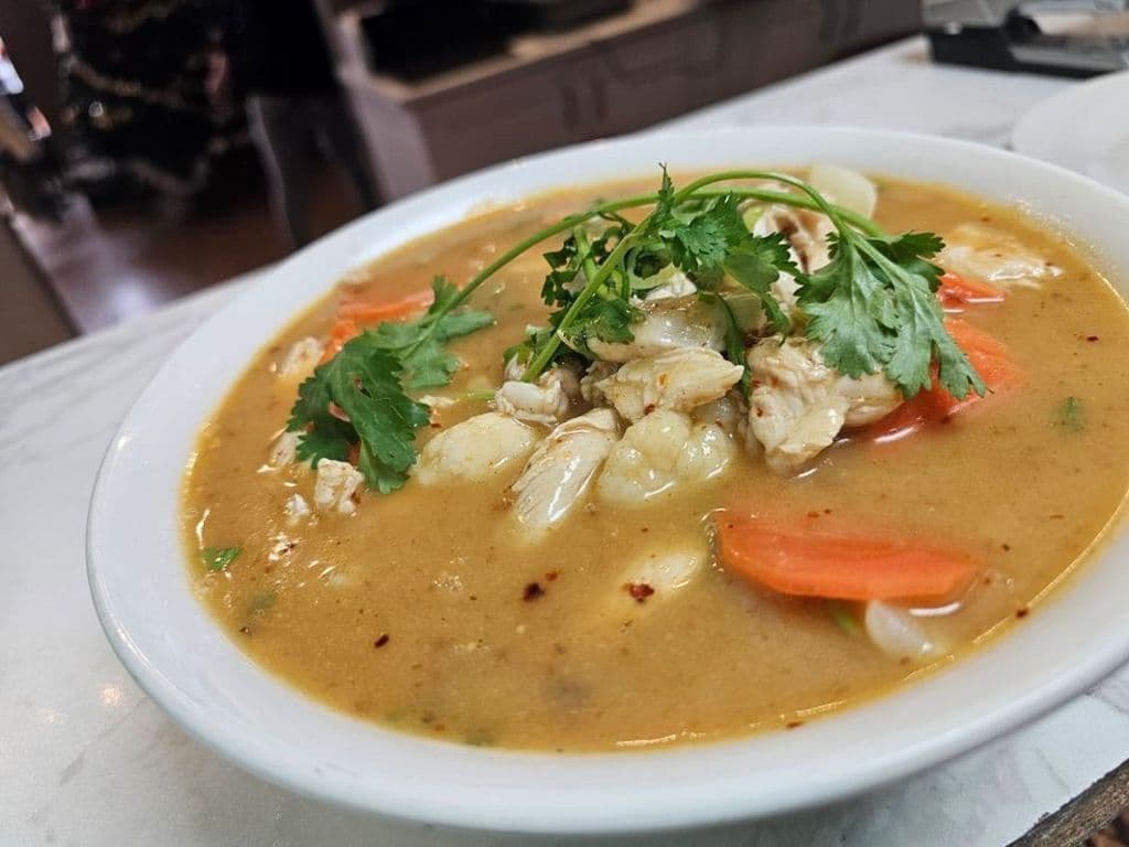 12. CHICKEN CURRY NOODLE SOUP (SPICY )
