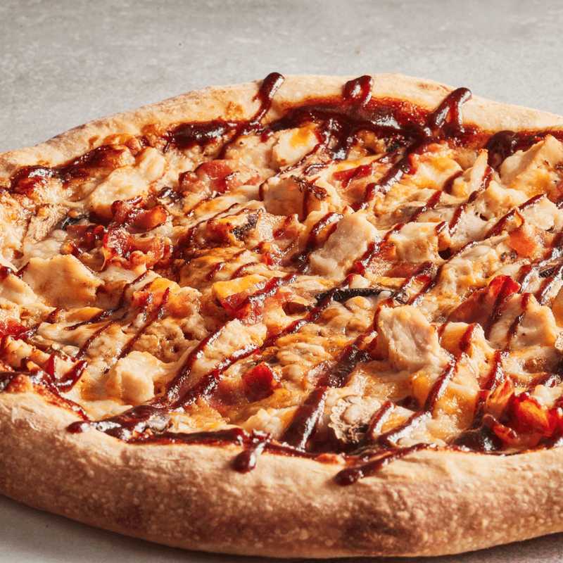 Très grande (17 po) pizza Poulet bacon BBQ / Extra Large (17 in) Chicken Bacon BBQ Pizza