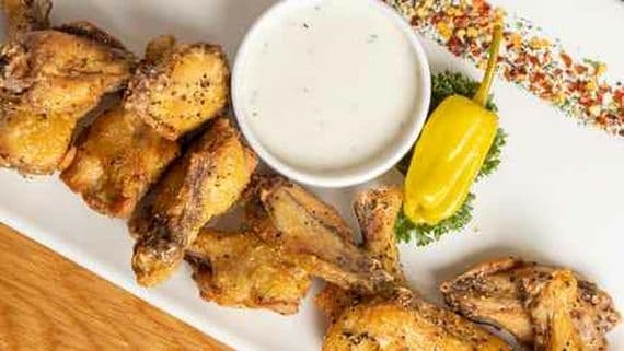 CHICKEN WINGS