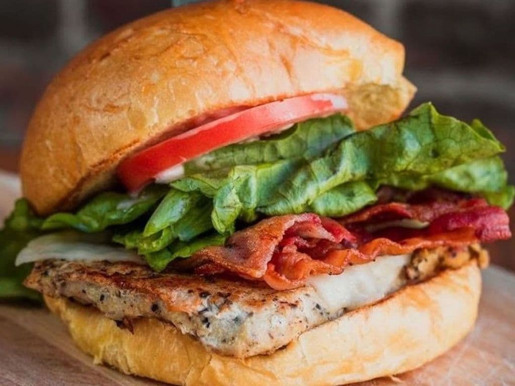 POULET GRILLÉ BURGER