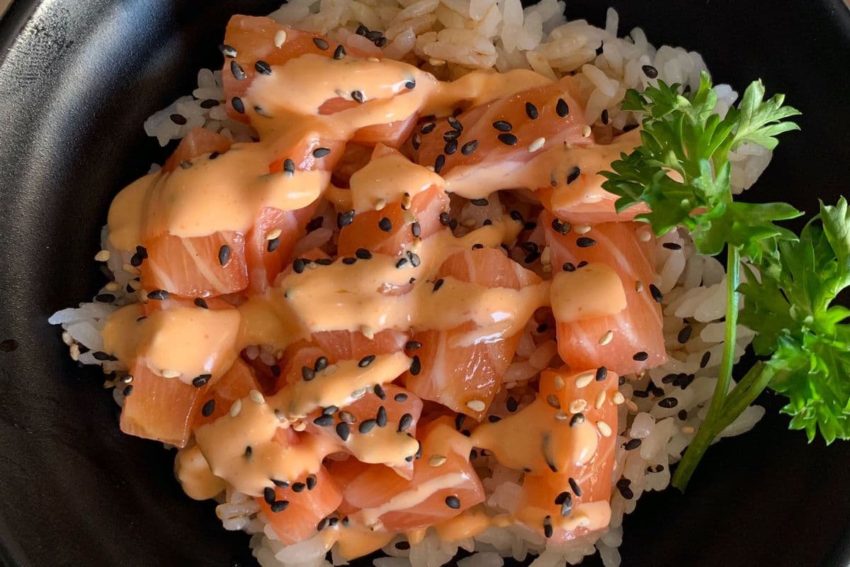 Spicy Salmon Poke bowl