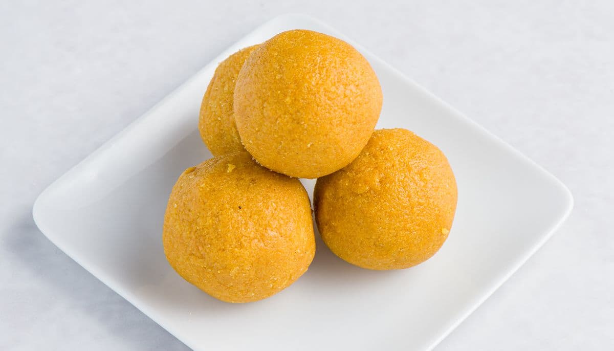 Besan Ladoo (1LB)