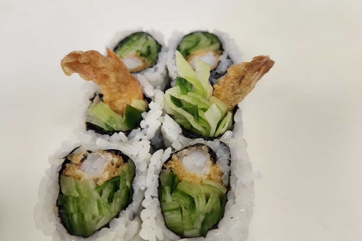 Shrimp Tempura Roll (6 pcs)