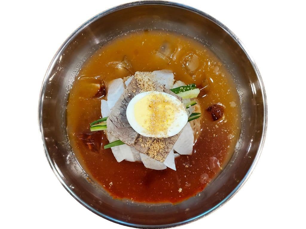 Spicy Mul-Naengmyeon