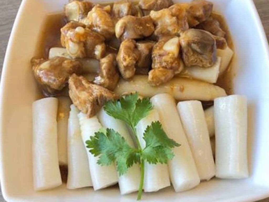 RN10.Rice Noodle Pork Ribs
