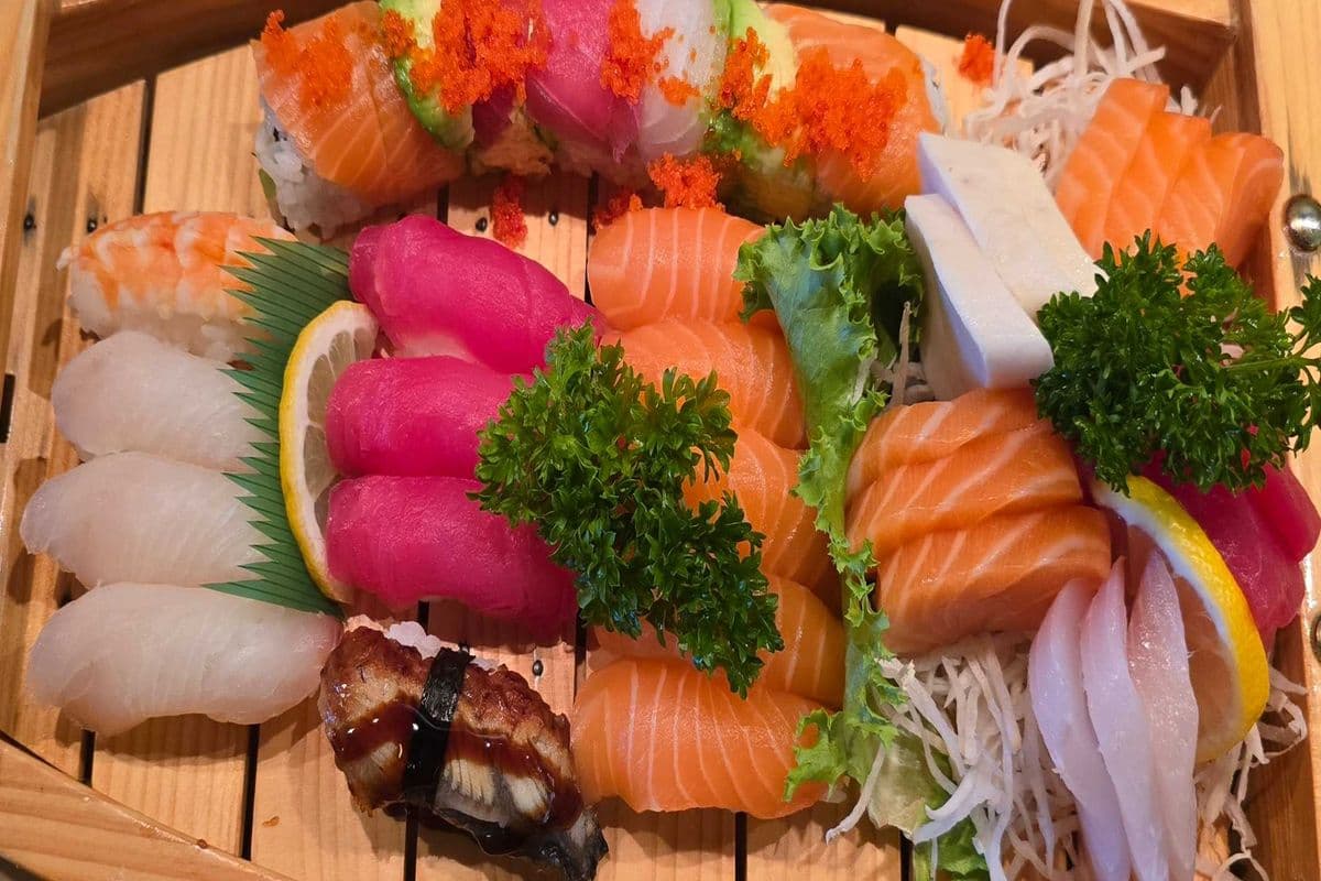 Small - Sushi, Maki, and Sashimi (35 pcs)