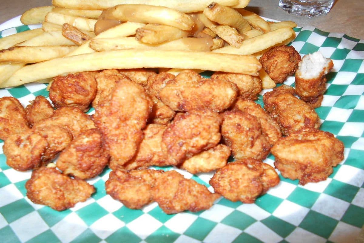 DRY RIB COMBOS WITH FREE DESERT AND DRINK