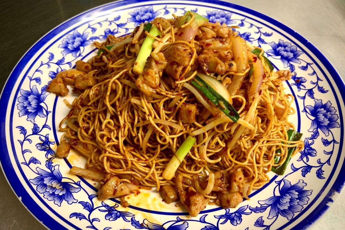 14. Noodles of Stir-Fried Chicken with Cumin