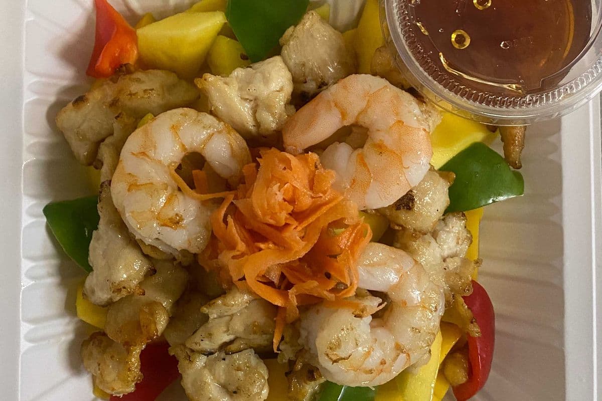 T1. Mango Salad with Chicken & Shrimp