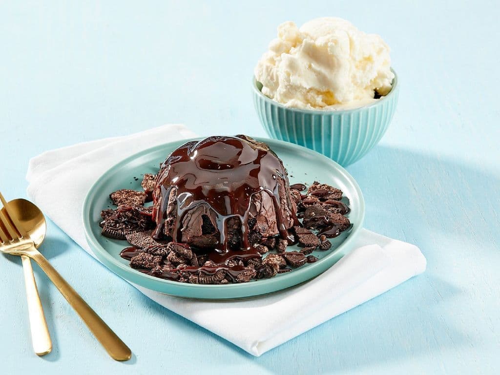 Chocolate Lava Cake w/ Ice Cream