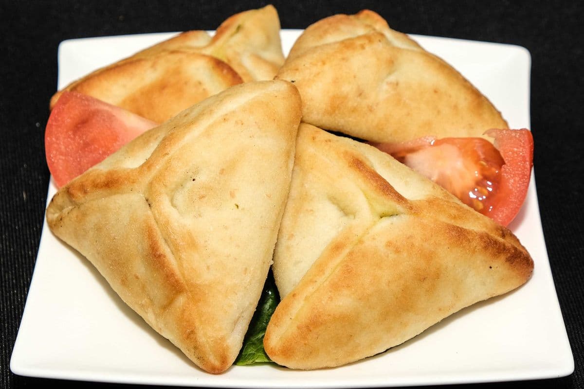 Spinach Pies (4 pcs)