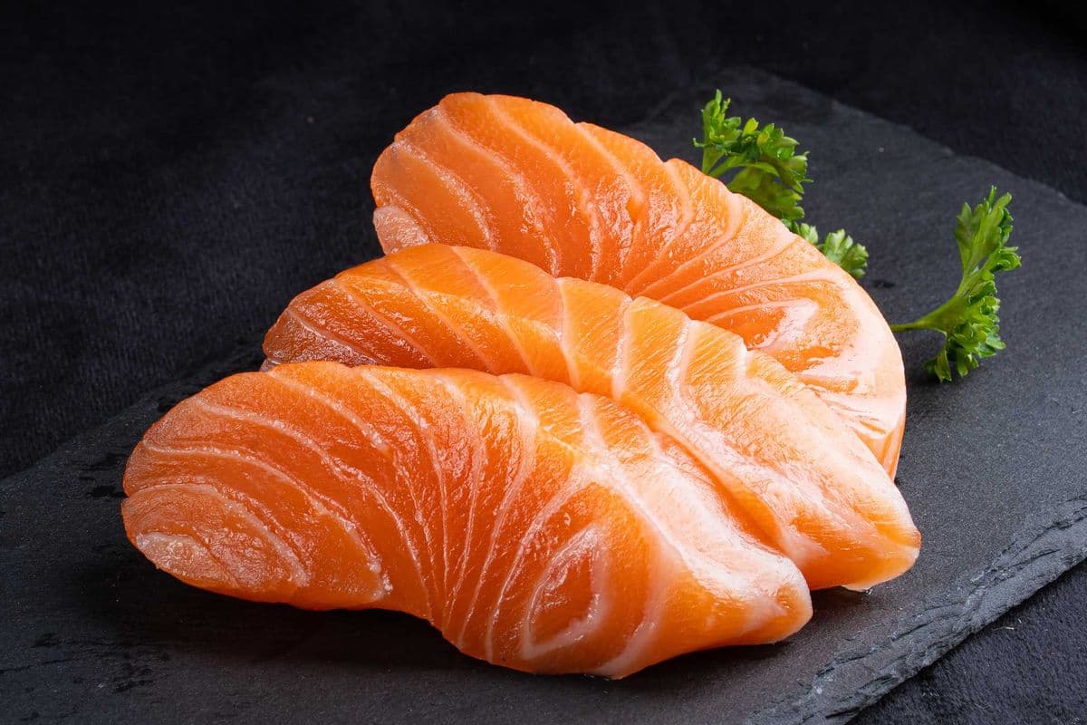 Salmon Sashimi - 3 pc