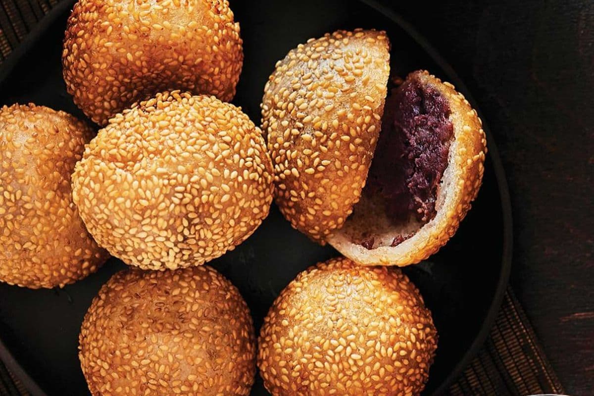 A9-Boules de sésame/ Sesame Balls (6 pcs)