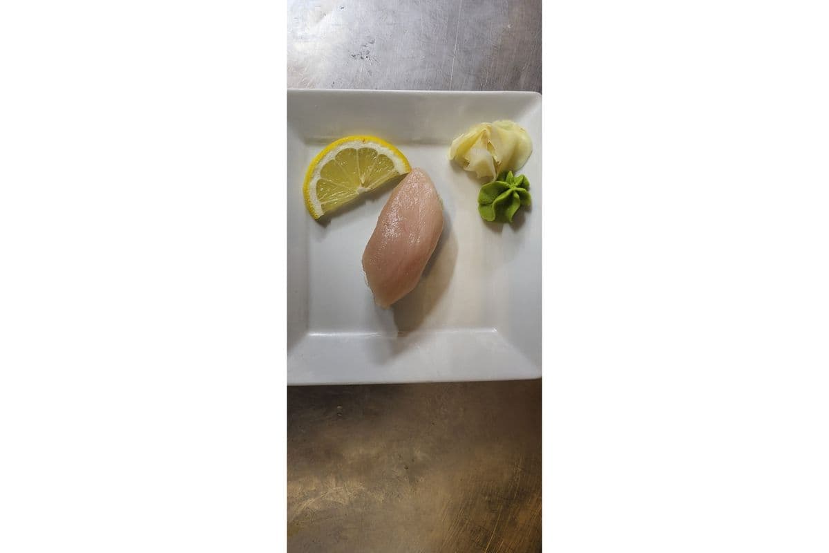 Maguro - Tuna Nigiri (1 pc)