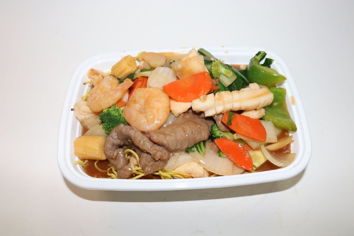 Cantonese Chow Mein