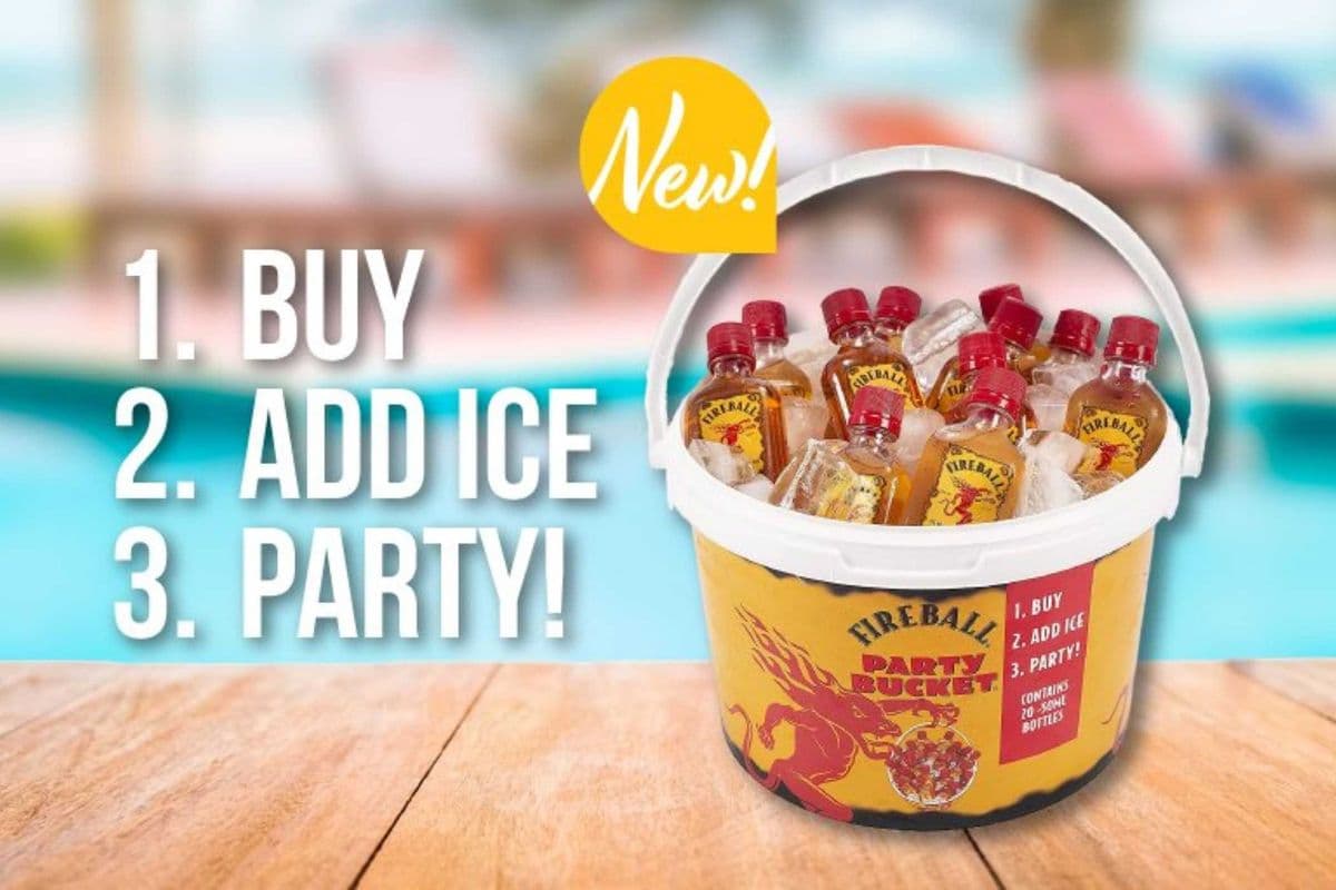 FIREBALL PARTY BUCKET (20 X 50ML) (20 x 50ML)