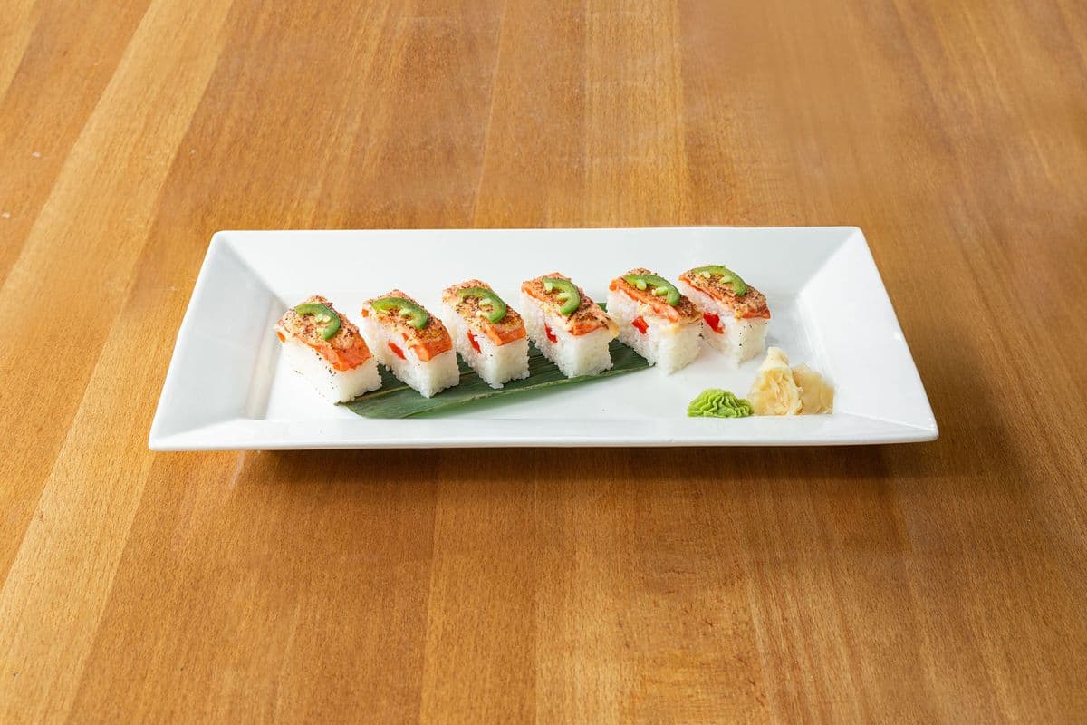 Salmon Oshi