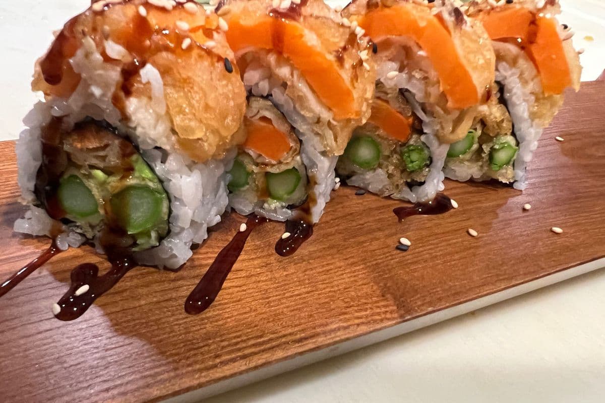 16. Bamboo Roll(vegetarian)