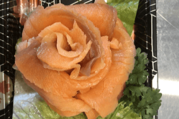S9. Smoked Salmon Sashimi (6 pcs)