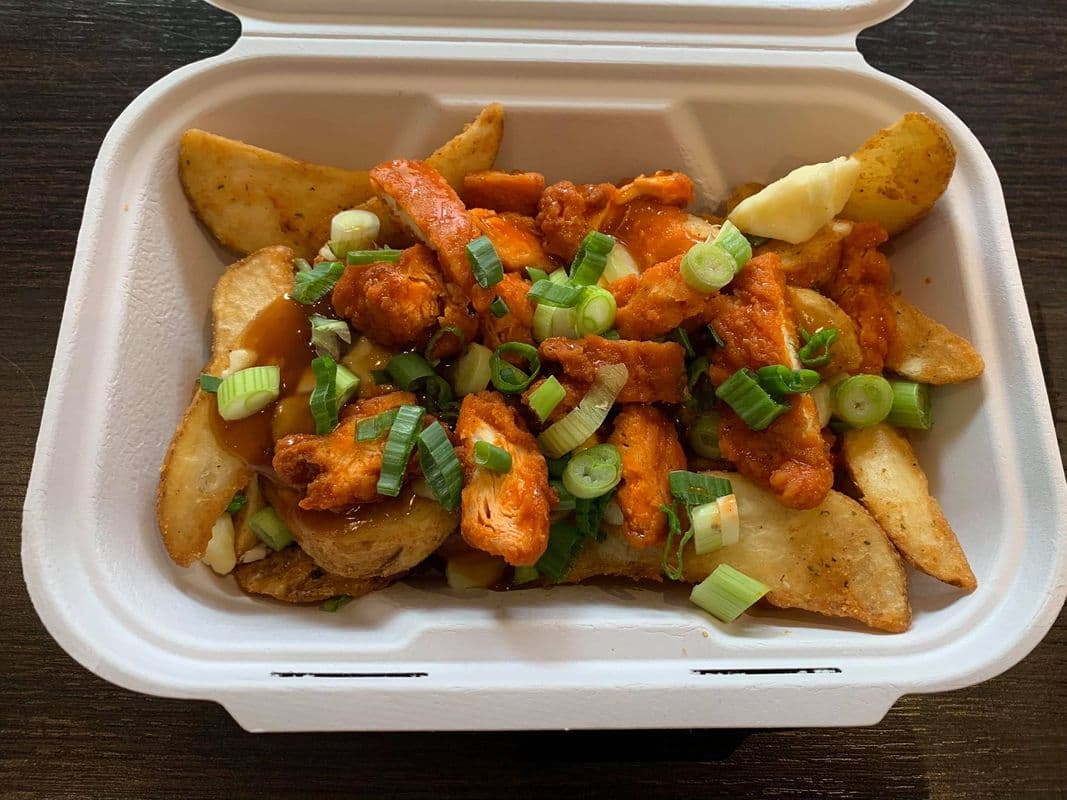 Buffalo Chicken Poutine