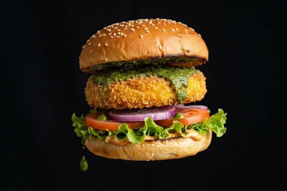 Maharaja Special Paneer Burger