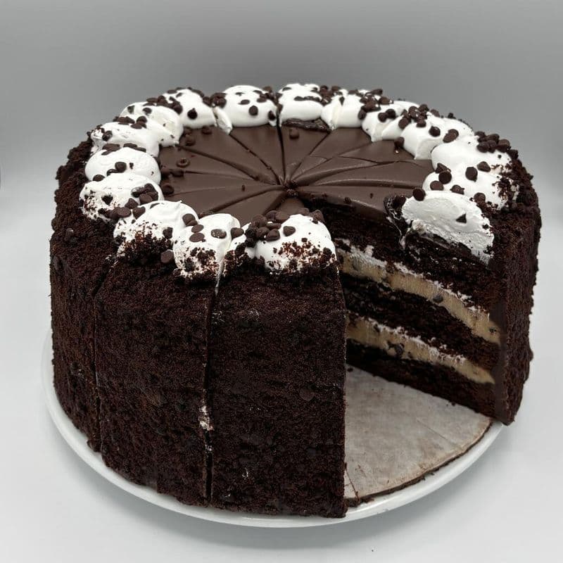 Gâteau à la pâte à biscuits et à la guimauve / Marshmallow Cookie Dough Cake