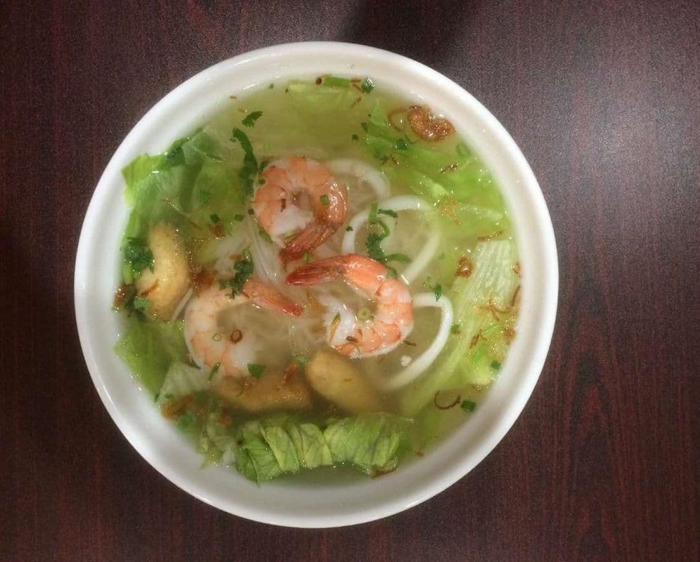 S32. Seafood Rice Noodle Soup/ Hu Tieu Do Bien
