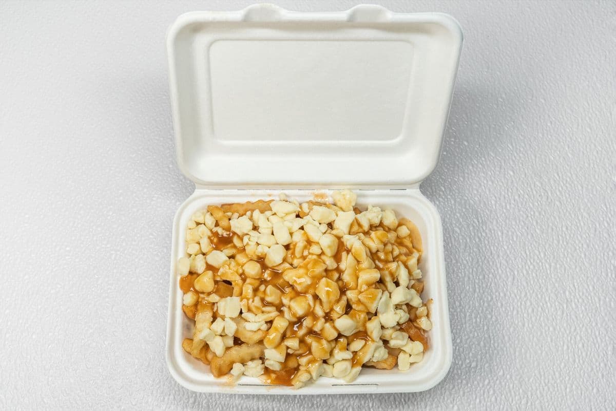 Medium Poutine